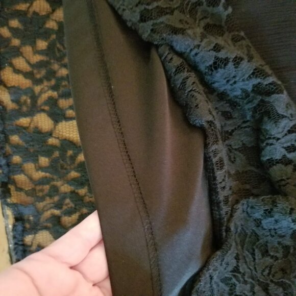 Blue Rain Francesca's Lace 3/4 Length Bell Sleeve Lined  Mini Dress Size Small - Picture 9 of 11